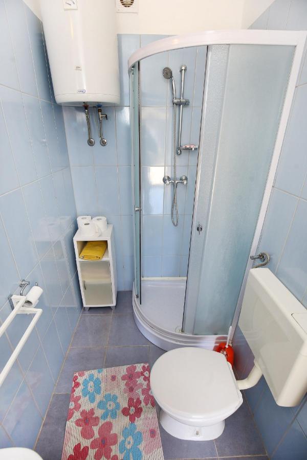 Apartmani Buca Biograd Na Moru Ngoại thất bức ảnh