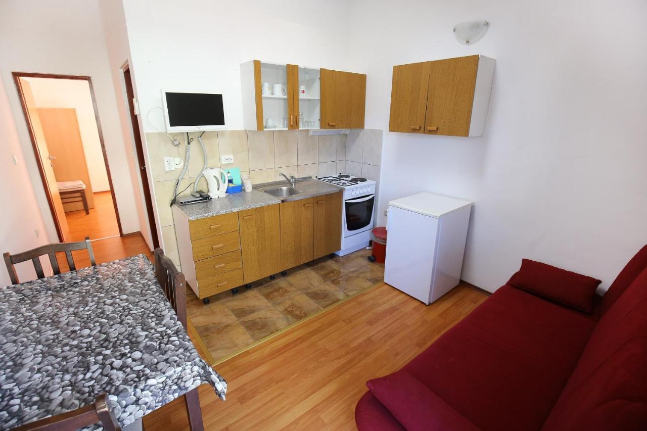 Apartmani Buca Biograd Na Moru Ngoại thất bức ảnh