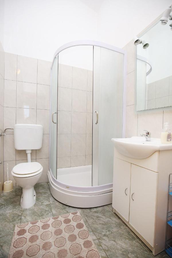 Apartmani Buca Biograd Na Moru Ngoại thất bức ảnh