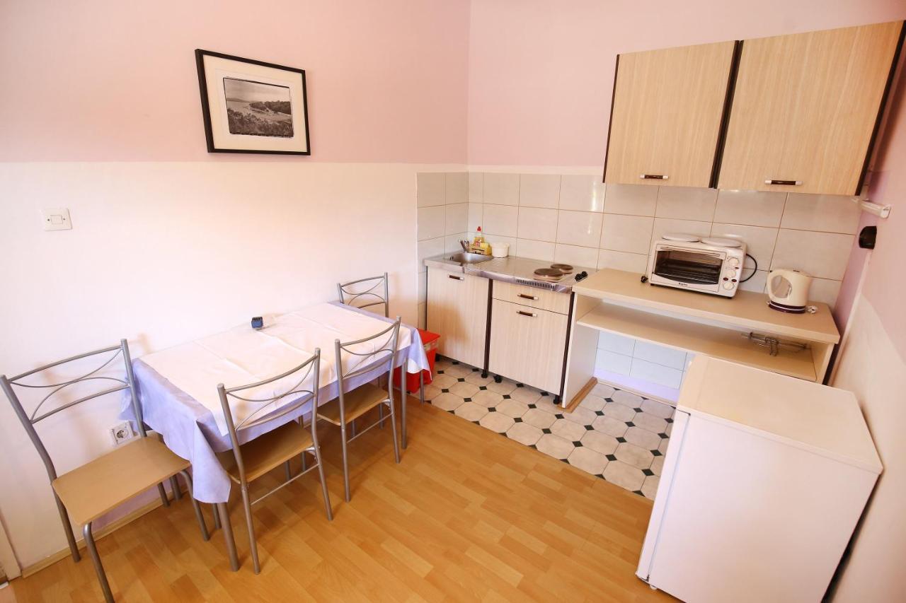 Apartmani Buca Biograd Na Moru Ngoại thất bức ảnh
