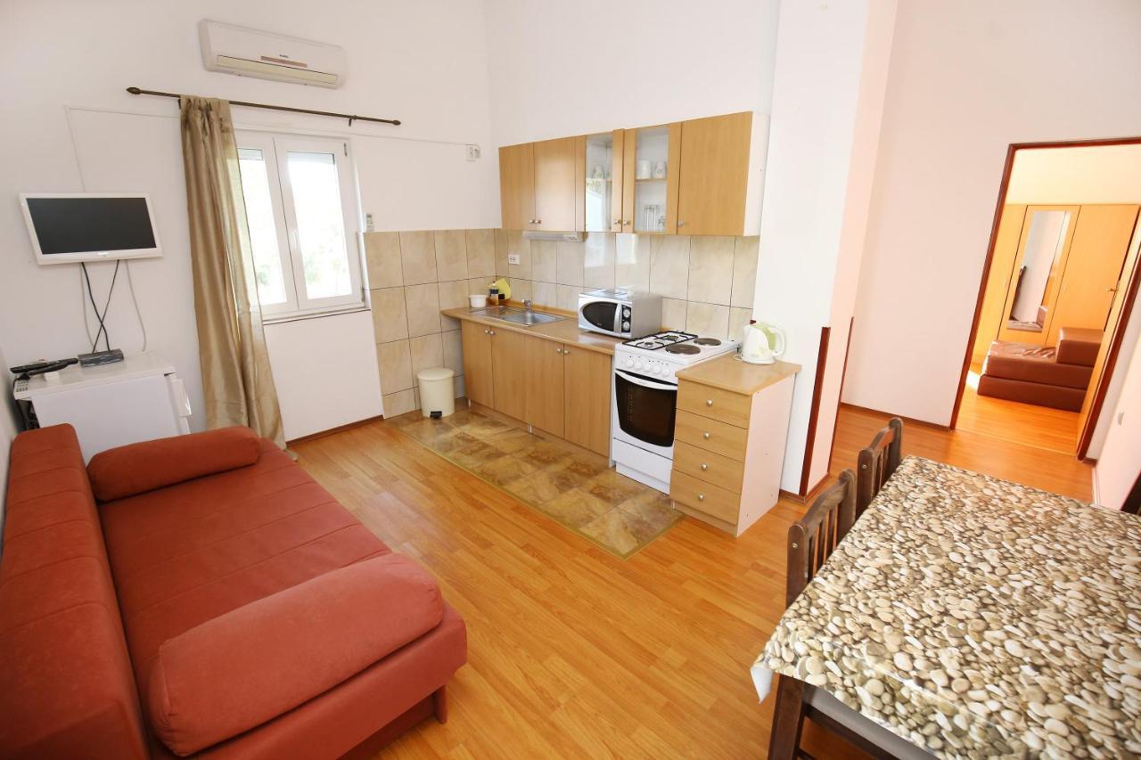 Apartmani Buca Biograd Na Moru Ngoại thất bức ảnh